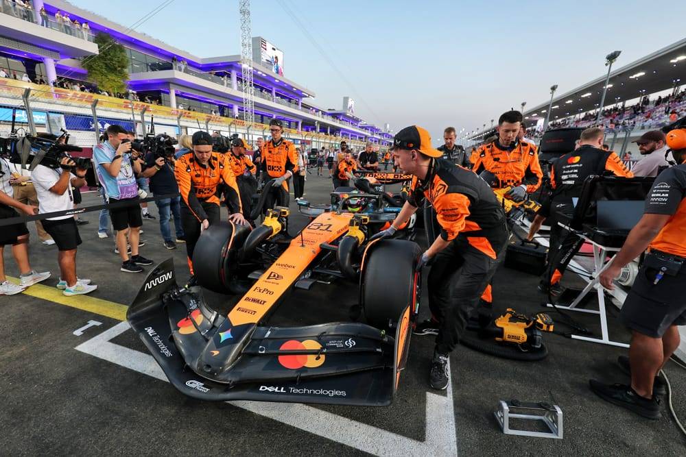F1 Katar GP’de büyük hesaplaşma: Norris, Piastri ve Verstappen gecenin lideri olabilecek mi? 5